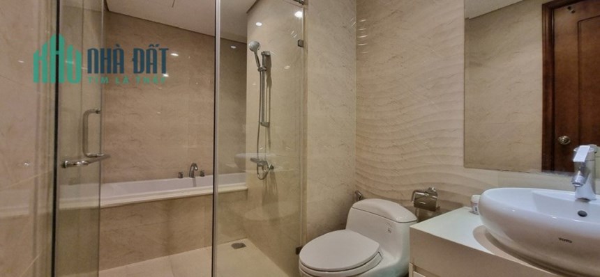 Bán CHCC Vinhomes Central Park Bình Thạnh, 81m2 tặng nội thất 1.32 tỷ. Lh:0817918117