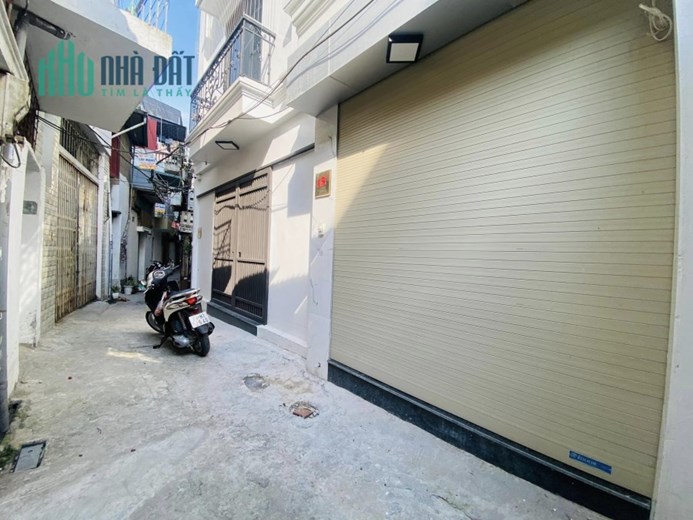 Bán nhà Ngõ 120 Vĩnh Tuy - Thông dương văn bé 35m2*5 Tầng giá 3.8 Tỷ