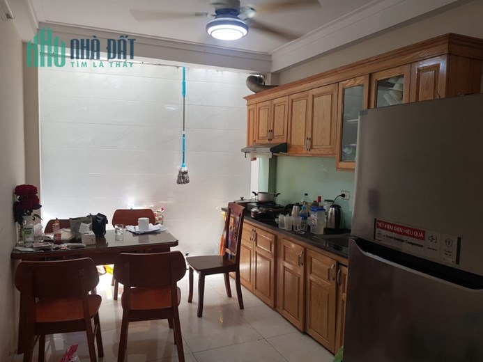 Nhà mặt ngõ Bạch mai 42.6m2*5 tầng giá 5.8 Tỷ