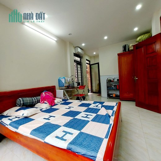 Bán nhà 62m2 Mặt phố Yên Hoa, Mặt Hồ Tây Gara Ô tô phi Thang máy Kinh doanh Sầm uất 22.2 Tỷ