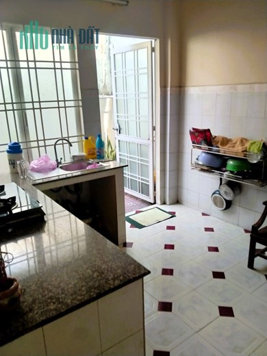 Cho thuê nhà nguyên căn 100m2 2pn hẻm xe hơi có nội thất đường 3 Trường Thọ