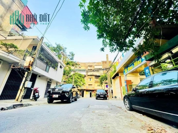 Bán nhà phân lô Phạm Ngọc Thạch, Đống Đa, oto đỗ cửa, kinh doanh, sát mặt phố, DT 170m2, 6tỉ