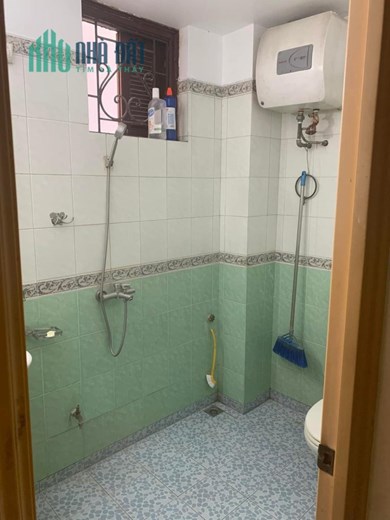 Cho thuê nhà nguyên căn  tại Âu Cơ Tây Hồ  80m2 4 ngủ 3WC