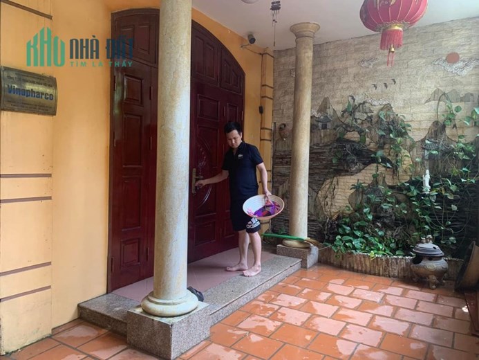 Cho thuê nhà nguyên căn  tại Âu Cơ Tây Hồ  80m2 4 ngủ 3WC