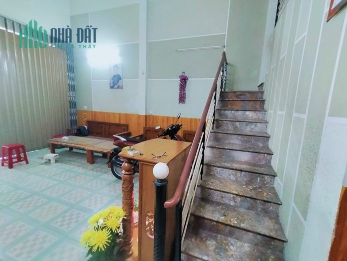 .MT đường 5.5 Hoà Minh đối diện Bến Xe, 84m2 ngang 5, 3.1 tỷ