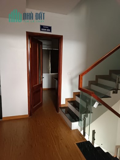 CẦN CHO THUÊ SHOPHOUSE IEC - TỨ HIỆP - THANH TRÌ 60m2 5 tầng 22triệu/1 tháng.