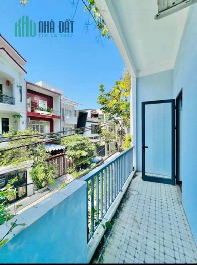 Nhà MT Tống Phước Phổ, 68m2, 3 tầng, 6.x tỷ Sạch Đẹp