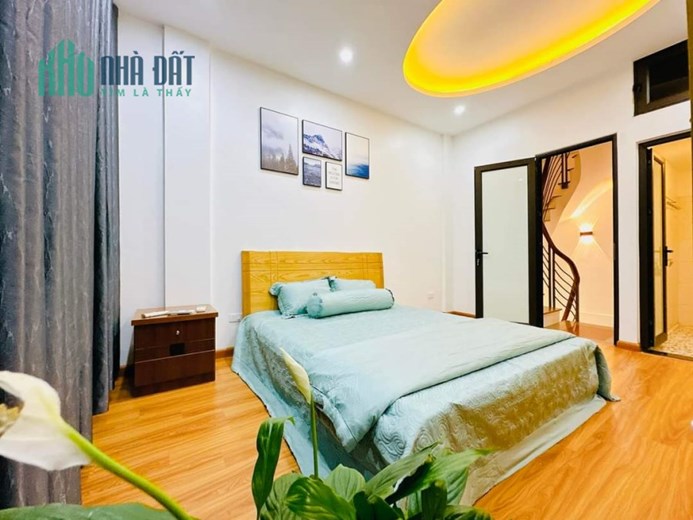NHÀ TRƯƠNG ĐỊNH- 6T Ô TÔ 20M Ở LUÔN SỔ ĐỎ GIÁ CHỈ 3T TỶ 35