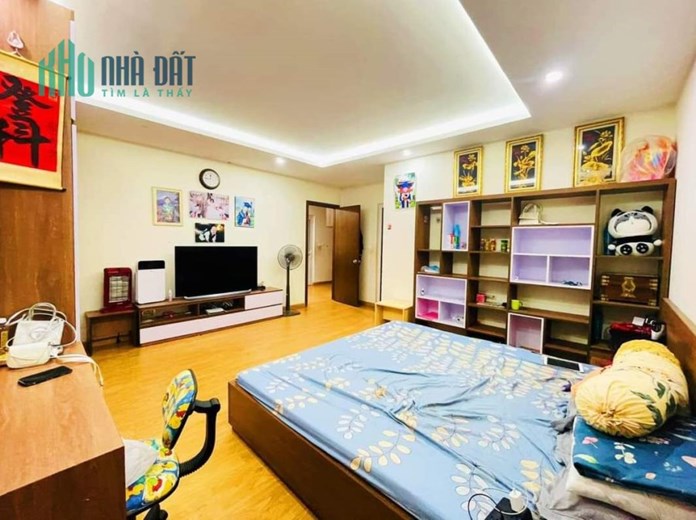 Ngộp bank bán gấp biệt thự 16A Làng việt kiều Châu Âu view vườn hoa 163m2 chỉ 22.68 tỷ. 0989626116
