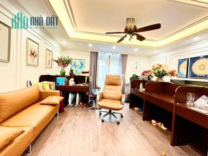Ngộp bank bán gấp biệt thự 16A Làng việt kiều Châu Âu view vườn hoa 163m2 chỉ 22.68 tỷ. 0989626116