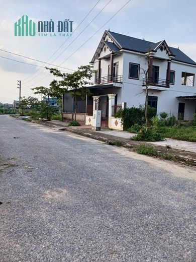 Cần bán lô đất TĐC quán chè ngay trung tâm thị trấn quán chè 300m Ful TC gần ngay chợ trung tâm