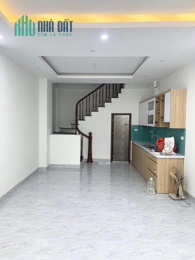 4.6 TỶ CÓ NGAY HỘ KHẨU TÂY HỒ. NHÀ ĐẸP XUÂN LA  FULL NỘI THẤT. CHỈ VIỆC XÁC VALI VỀ Ở NGAY. GIAO