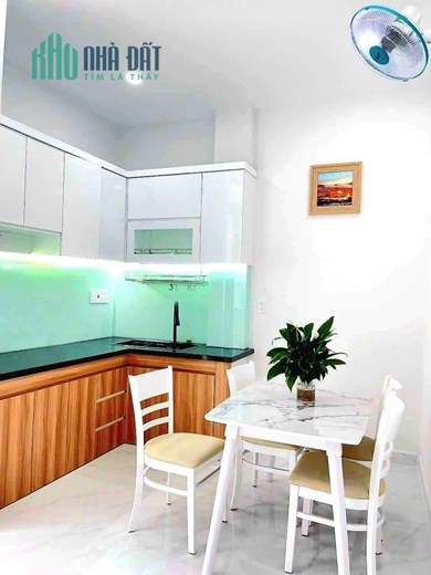 NHÀ MỚI 1TRỆT 1 LẦU, 38m2(4,7x9) - 4TỶ8 T.LƯỢNG -  XE HƠI ĐẾN NHÀ - SÁT CHỢ BÀ CHIỂU, BTHẠNH