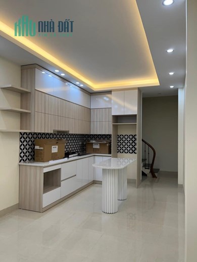 TRÀN KHÁT CHÂN - GẦN Ô TÔ NGÕ BA GÁC -THOÁNG TRƯỚC SAU -NGÕ THÔNG TỨA TUNG -NHÀ ĐẸP VỀ Ở LUÔN