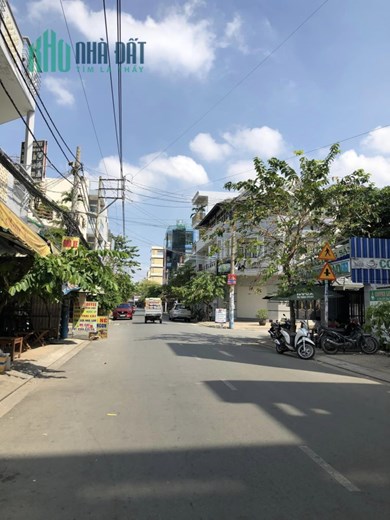 Bán nhà nở hậu, HXH Lê Văn Quới giáp Tân Phú, 100m2, chỉ 9.6 tỷ TL, 8PN, tiện ích bao quanh.