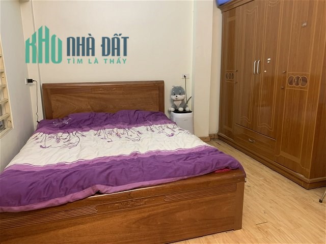 Mặt Phố Giáp Bát-Hoàng Mai, Căn Góc, DT68m2, 3Tầng, M.Tiền Rộng, Giá 9.2tỷ