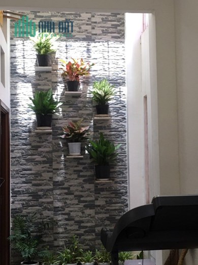 Cần bán gấp nhà sổ hồng chính chủ 3 tầng sạch sẽ tiện nghi Quận 12