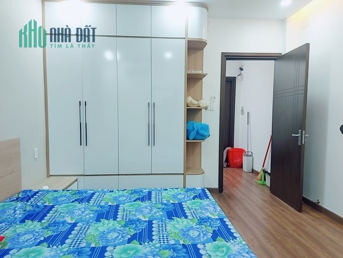 Bán Rẻ Nhà HẺm ÔTô Thông Đất Thánh P,6 Tân Bình Giáp Q.10,72m2,4Tầng,8Tỷ4, Bao đầu Tư