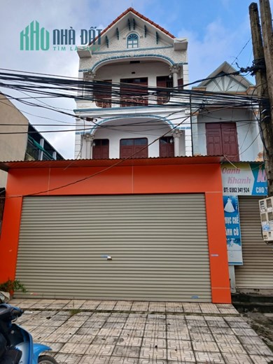 ( CHÍNH CHỦ) bán đất tặng nhà  3 tầng mới đẹp, trước mặt có ki ốt kinh doanh mặt đường QL3 thuộc TP