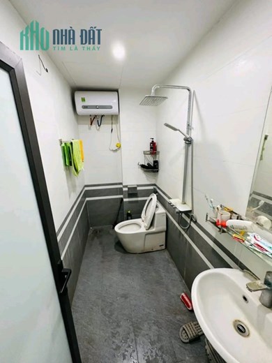 Nhà kinh doanh mặt phố Bắc Từ Liêm, DT 43m×5T, giá 8.55 tỷ, LH: 0962079699