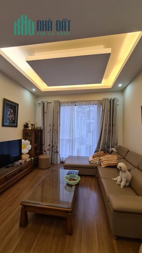 Lý Nam Đế - Mặt tiền 10m, căn góc 3 thoáng nội thất Châu Âu, thang máy Italia, 28 tỷ chủ thiện chí