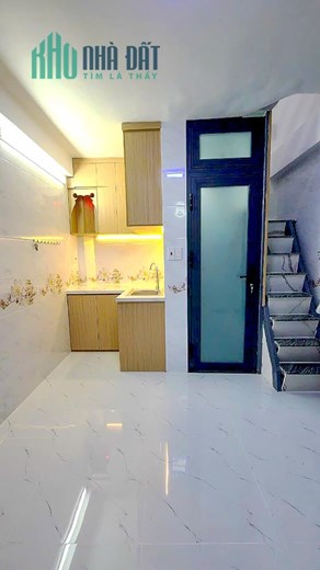 🏡  Nhà bán quận Bình Tân dưới 2 tỷ - Căn góc 2 mặt tiền - 3 lầu - HXH