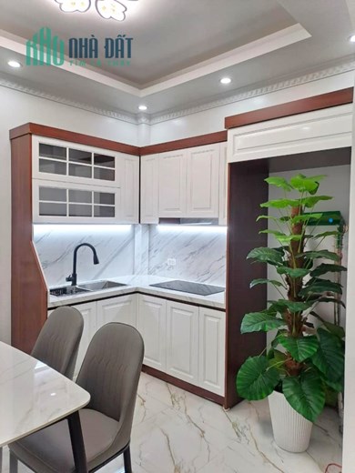BÁN NHÀ -THẠCH BÀN -CỔ LINH –ÔTÔ ĐỖ TẬN CỬA