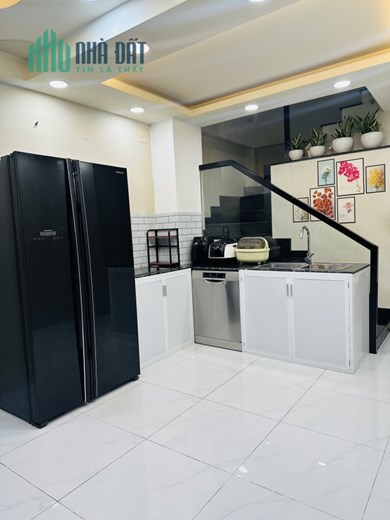 Nhà Mặt tiền, shr 44m2, 3 tầng, Gía 4tyr15, Đường Phạm Ngọc Thảo, P. Tây Thạnh, Q. Tân Phú