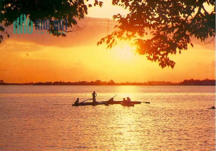 BÁN NHÀ MẶT HỒ TÂY DT400m2, VIEW HỒ TÂY, GIÁ 275 TỶ
