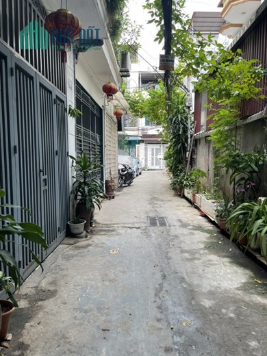 CẦN BÁN NHÀ CẤP 4 – NGUYỄN VĂN CỪ - NGÕ TO Ô TÔ 7 CHỖ ĐỖ CỬA - GẦN HỒ HOÀN KIẾM - GIÁ CHỈ 80 Tr/m2