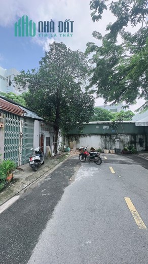Bán nhà MẶT TIỀN Đường 10M + Vỉa Hè, Phường Tân Sơn Nhì, Quận Tân Phú, 90m2 (7.5x12)