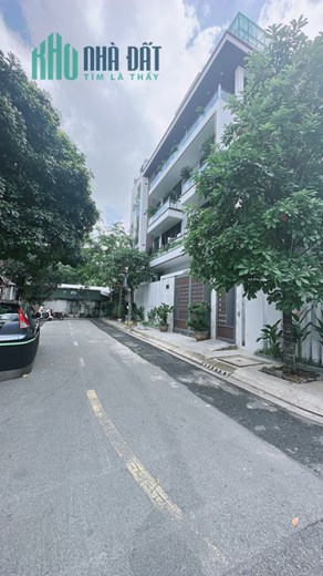 Bán nhà MẶT TIỀN Đường 10M + Vỉa Hè, Phường Tân Sơn Nhì, Quận Tân Phú, 90m2 (7.5x12)