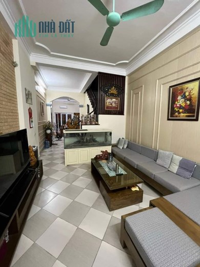Bán nhà ngõ 158 Nguyễn Văn Cừ, 80m, mt 5m, 5 tầng dân xây, ô tô gần, trung tâm Long Biên, nhỉnh 7