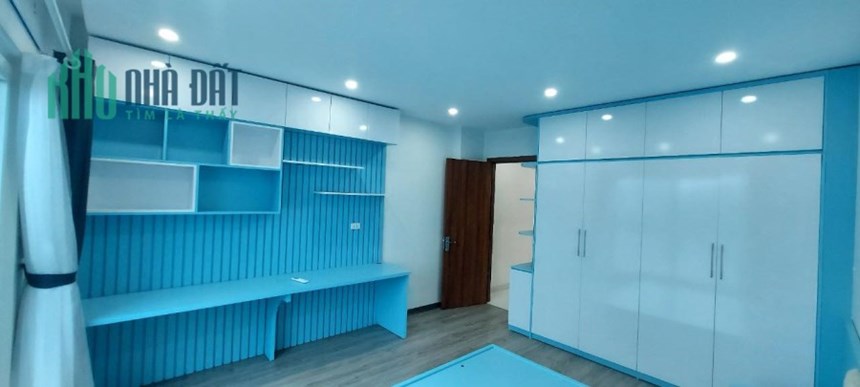 Chủ vỡ nợ cần bán nhà gấp ở Vạn Phúc diện tích 50m, 5 tầng, ô tô đỗ cửa giá chỉ hơn 5 tỷ