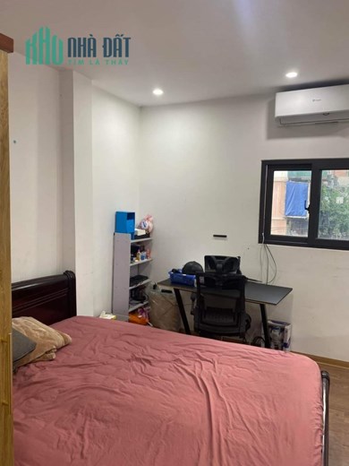 Bán nhà Dịch Vọng 63m- 20m ra phố- MT 5.2m- chỉ 4 TỶ 9.