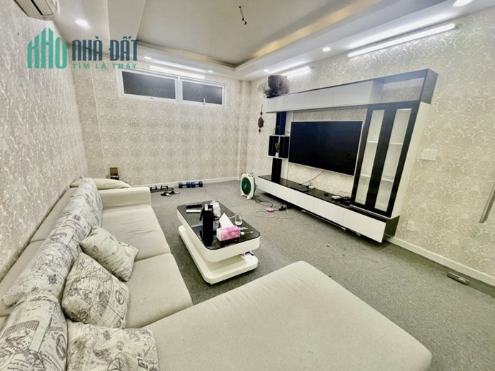 LÊ QUANG ĐỊNH – HẺM NHỰA 8 MÉT – 5 TẦNG – 7 PHÒNG NGỦ LỚN