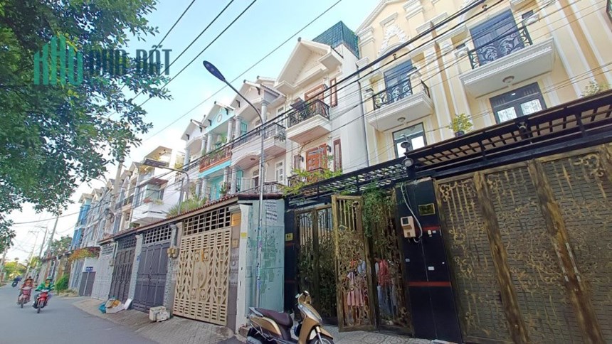 Nhà phố đẹp ở ngay hẻm bê tông 2 ô tô tránh, Đường số 49 Hiệp Bình Chánh