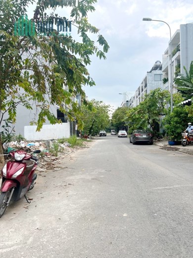 Nhà thô 5 tầng KDC Đại Phúc đường Phạm Hùng, Bình Hưng, Bình Chánh