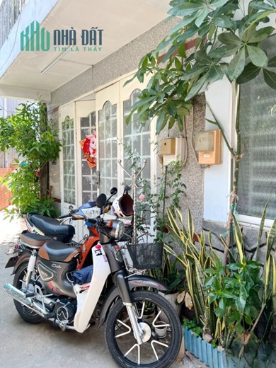 Nhà bán 2 Tầng hẻm 3109 Phạm thế hiển P7Q8 - Giá : 2.7 Tỷ (Bớt lộc)