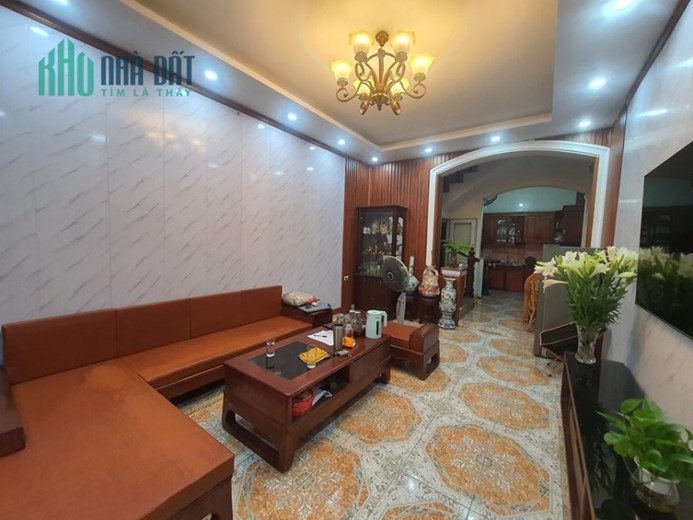 Bán nhà mặt ngõ phố Nguyễn Lương Bằng, gần ô tô, nhà đẹp, 38m, 3PN, nhỉnh 4.5 tỷ