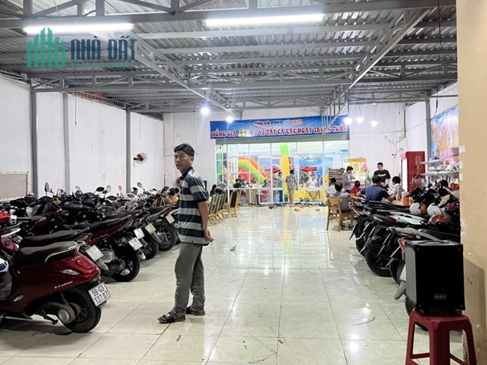 CẦN CHO THUÊ NHANH Mặt Bằng Lầu 1 tại huyện Hóc Môn, TPHCM