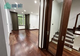 Cho thuê Liền kề Văn Phú, ô tô vào nhà, nội thất sang xịn, 90m, 4 tầng giá siêu rẻ. LH 0962780005