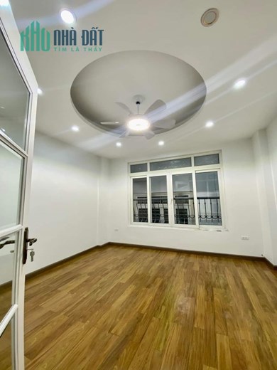 Bán nhà phố Nguyễn Chí Thanh, ngõ nông rộng, 36m, 6T, 7PN, nhỉnh 4 tỷ