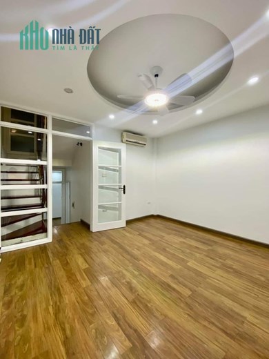 Bán nhà phố Nguyễn Chí Thanh, ngõ nông rộng, 36m, 6T, 7PN, nhỉnh 4 tỷ