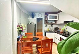 Bán nhà Tôn Đức Thắng 36m2, 5 tầng,  nhỉnh nhẹ 4 tỷ Đống Đa Hà Nội
