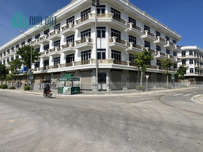 TỔNG THANH TOÁN HƠN 3,1 TỶ NHẬN NHÀ 4 TẦNG, TP.THANH HÓA. LẤY SỔ NGAY. LH: 0966 343 969