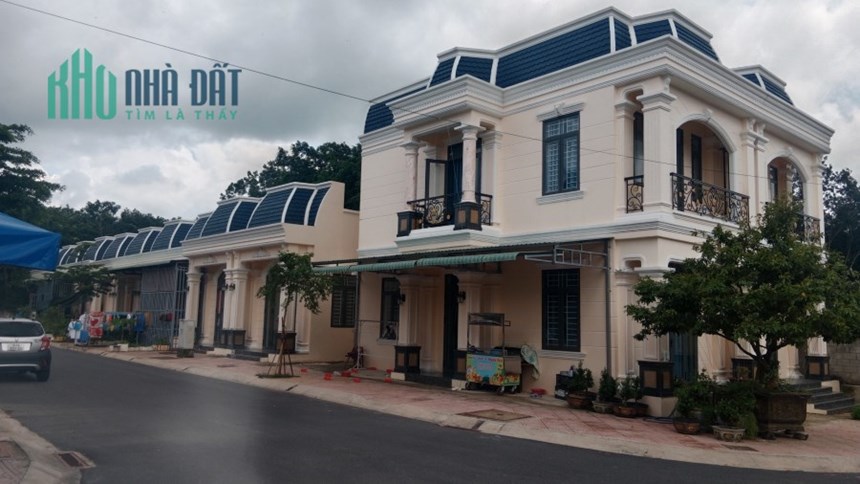 BÁN NHÀ MẶT TIỀN THỊ XÃ BẾN CÁT BÌNH DƯƠNG