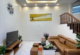 Bán nhà phố Đoàn Thị Điểm, ngõ nông, gần ô tô, 35m, 5T, nhỉnh 5 tỷ