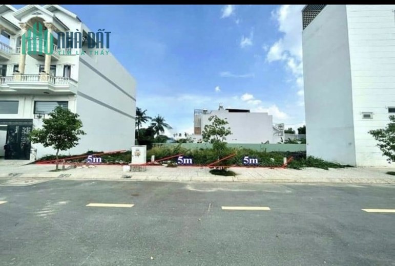 Cắt lỗ 2 lô đất thổ cư liền kề ngay khu dân cư