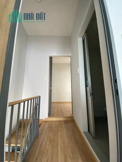 CHỈ 3 TỶ 5- XE HƠI TRÁNH- 25m2- KẾ KDC NAM LONG VÀ KHU BT TẤN TRƯỜNG- VỪA Ở VỪA KINHDOANH
